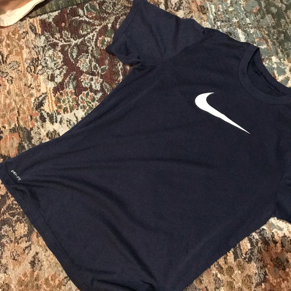 ❌SOLD❌NAVY Nike dry fit shirt size large - Picture 5 of 8